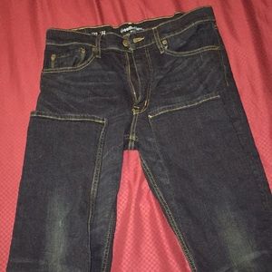 Men’s straight leg, slim fit jeans.